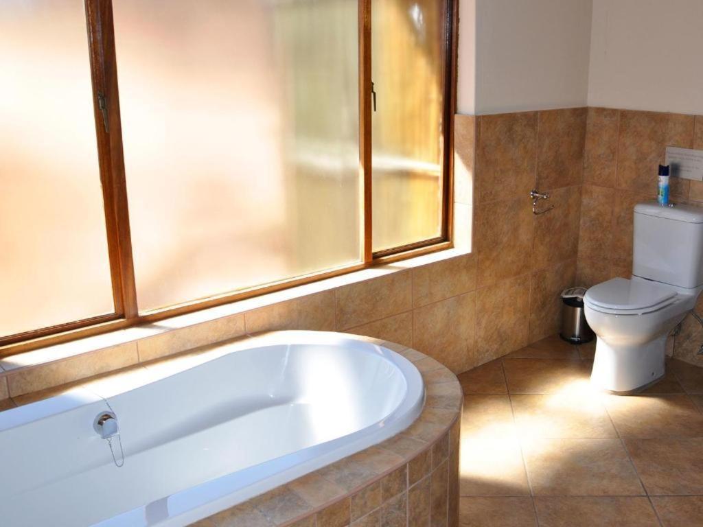 Dinkweng Safari Lodge The Waterberg Biosphere Eksteriør billede