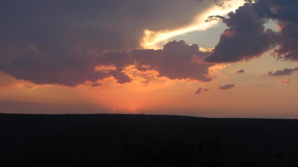 Dinkweng Safari Lodge The Waterberg Biosphere Eksteriør billede