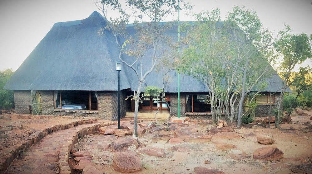 Dinkweng Safari Lodge The Waterberg Biosphere Eksteriør billede